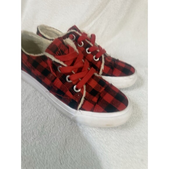 Blowfish Shoes - Blowfish Malibu "Maxine" Red and Black Check Plaid Sneakers Women Size 7